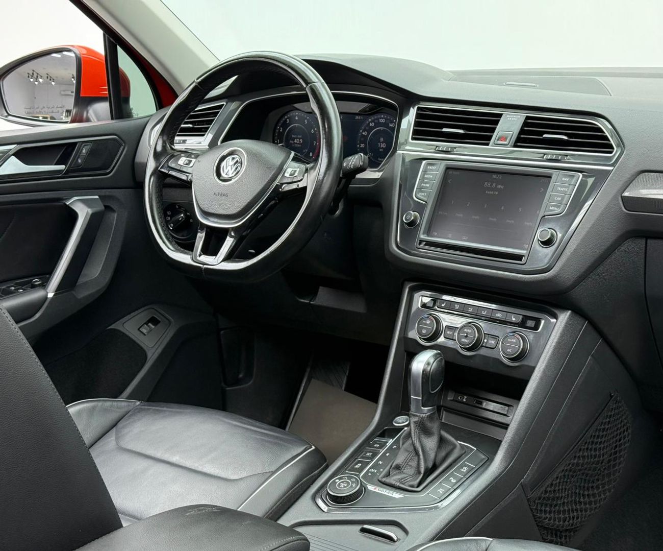 Volkswagen Tiguan SEL 2.0L 2017 Volkswagen Tiguan SEL+, Full Volkswagen Service History, Excellent Condition, GCC