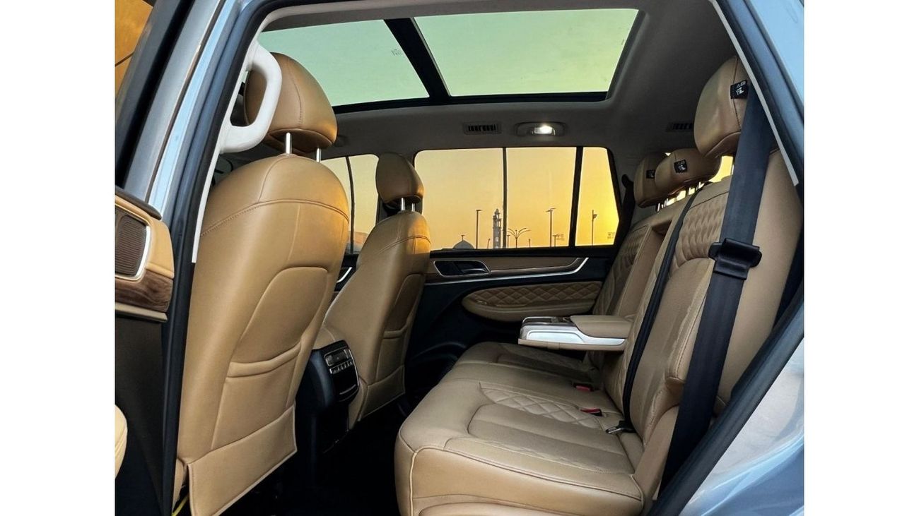 أم جي RX8 لاكجري