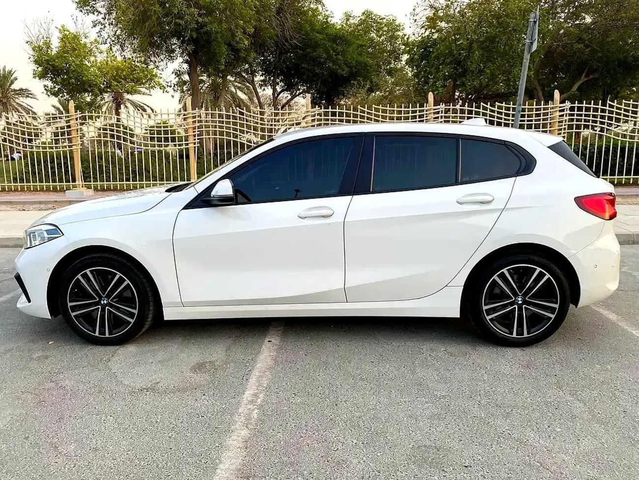 بي أم دبليو 120i model || WARRANTY TILL END OF || ORIGINAL PAINT || PLAY || FULL AGENCY SERVICE