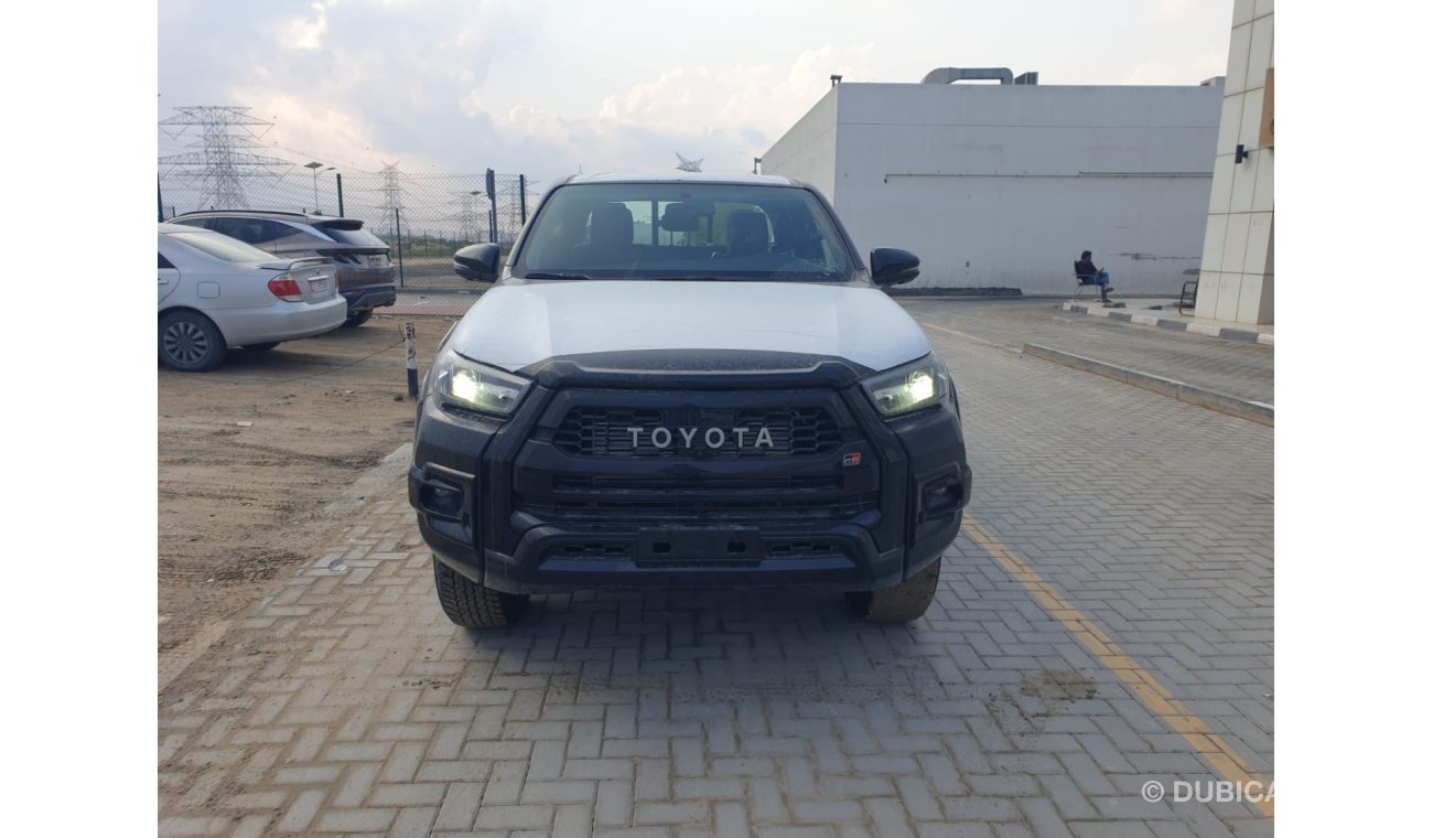 تويوتا هيلوكس 2022 Toyota Hilux 2.8L Diesel GR sport Brand New