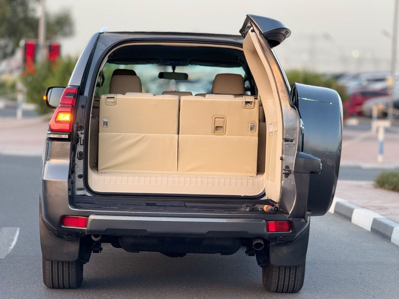 Toyota Prado VXR 2.7L 4WD