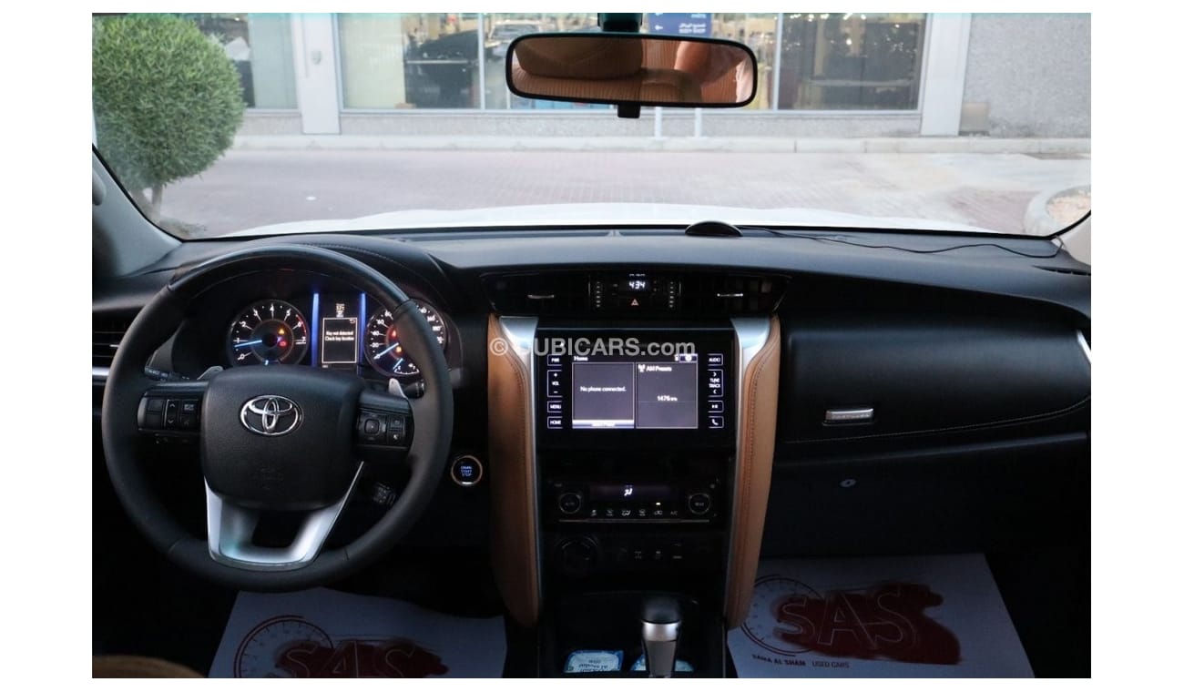 Toyota Fortuner GXR GCC V6