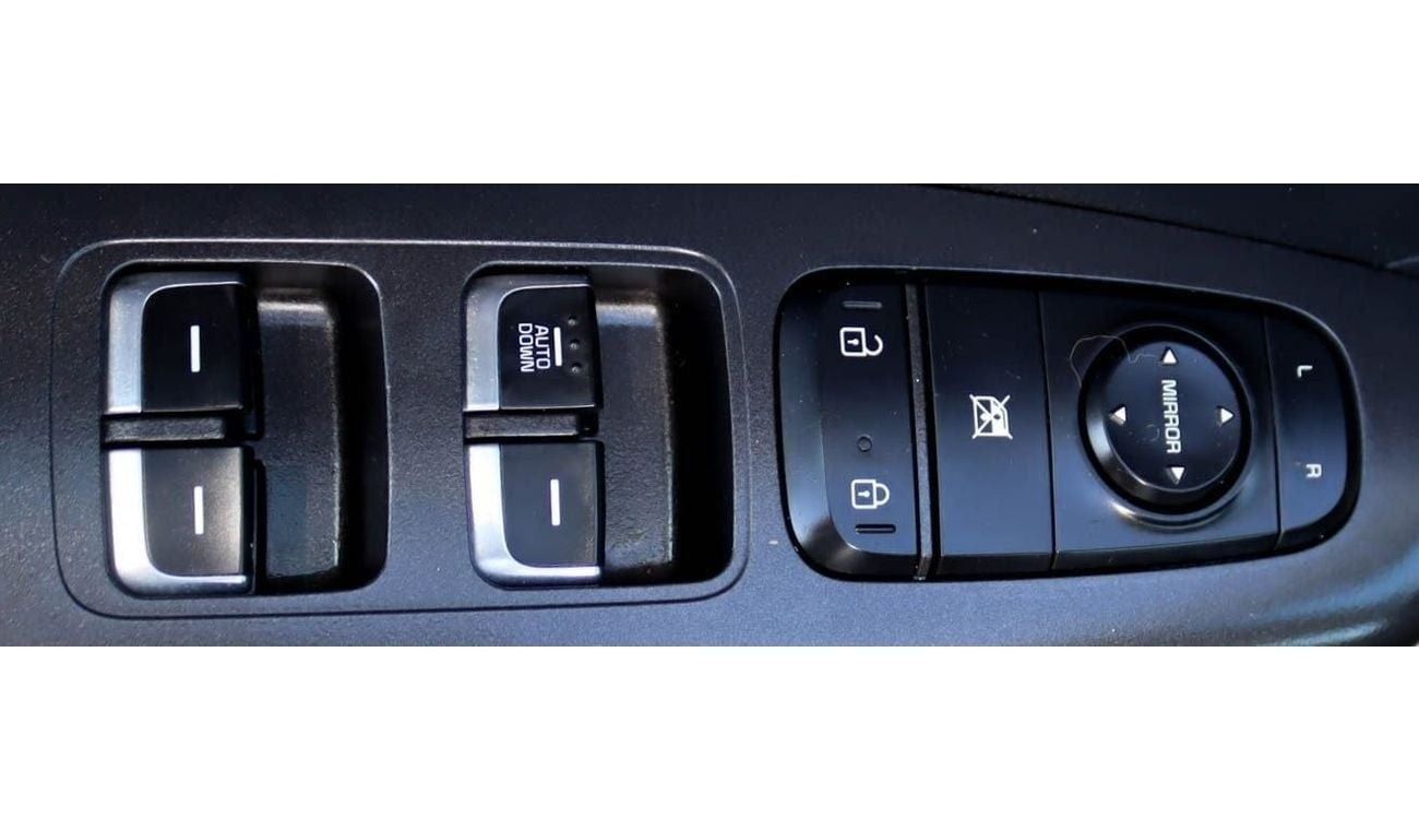 كيا سبورتيج Base 1.6L kia Sportage 2020 1.6L GCC accident free in excellent condition 1132 P.M