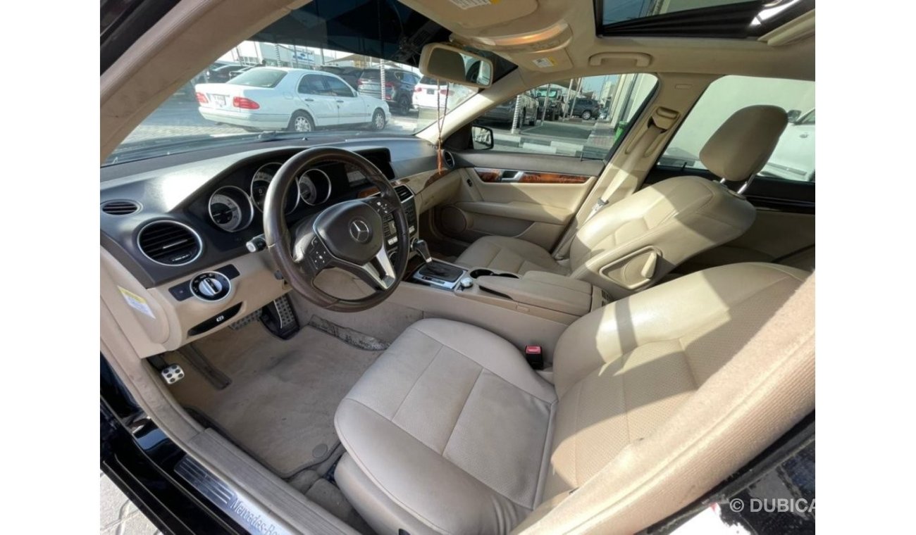 مرسيدس بنز C 300 Std Std موديل 2013 وارد 6 سلندر ماشية 174000