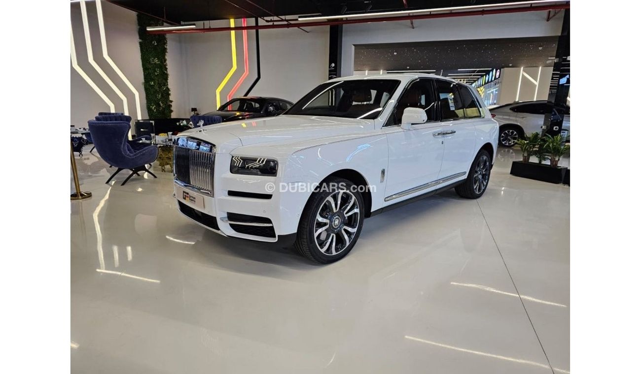 Rolls-Royce Cullinan CULLINAN 2023 GCC/DEALER 4 WARRANTY AND SERVICE CONTRACT UNLIMITED