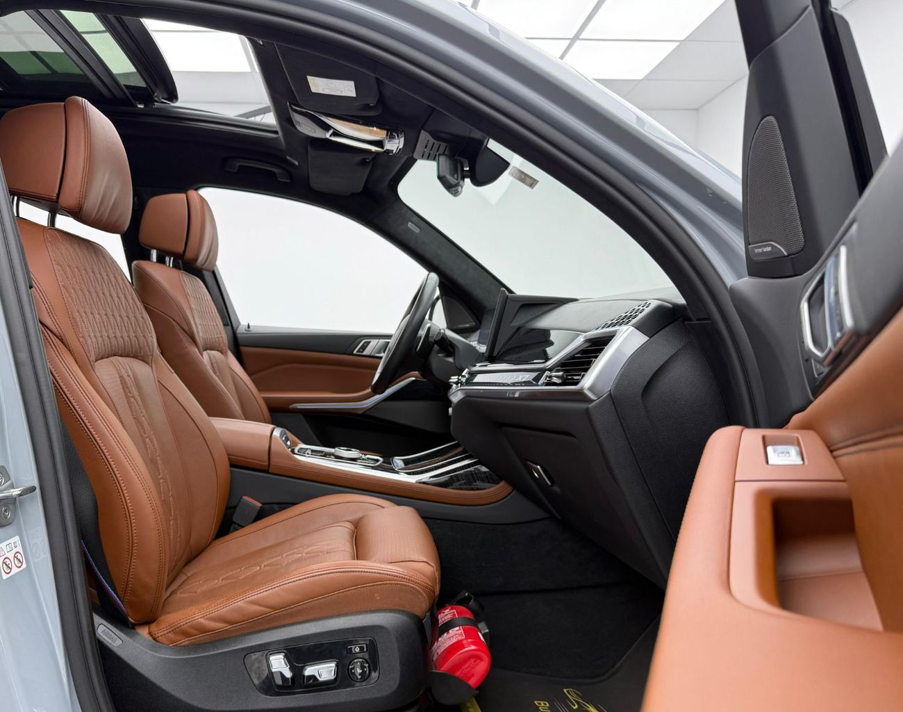 BMW X7 XDrive40i 3.0L 2023 BMW X7 xDrive40i, Fully Loaded, Agency Warranty & Service Contract, FSH, GCC