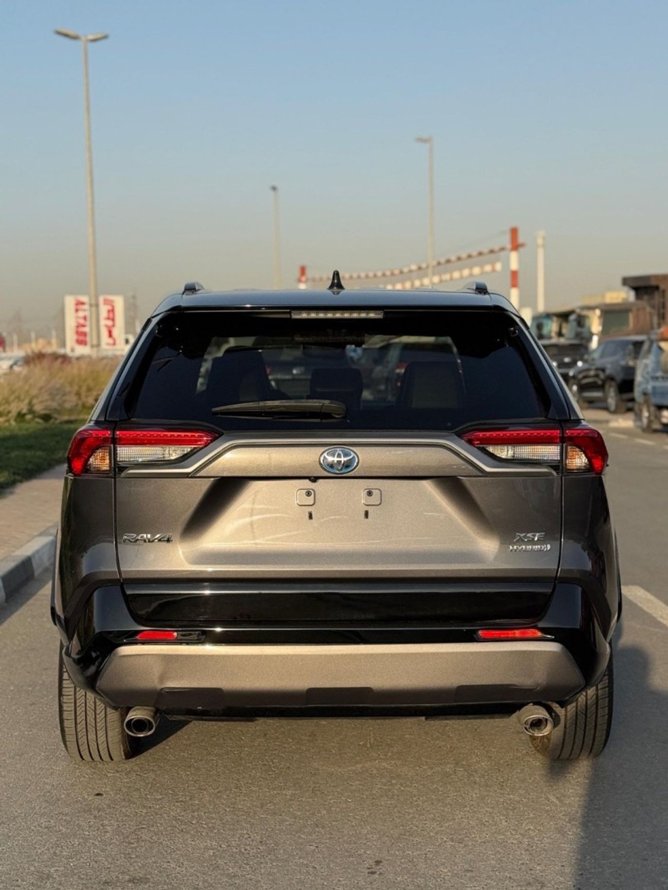 Toyota RAV4 Hybrid XSE Full Option