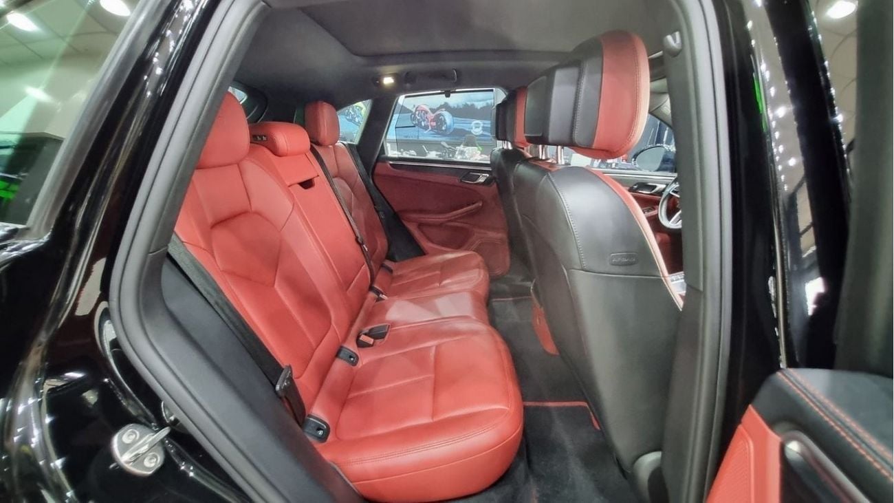 Porsche Macan PORSCHE MACAN GTS 2018 GCC ONLY 31K KM STILL UNDER PORSCHE WARRANTY