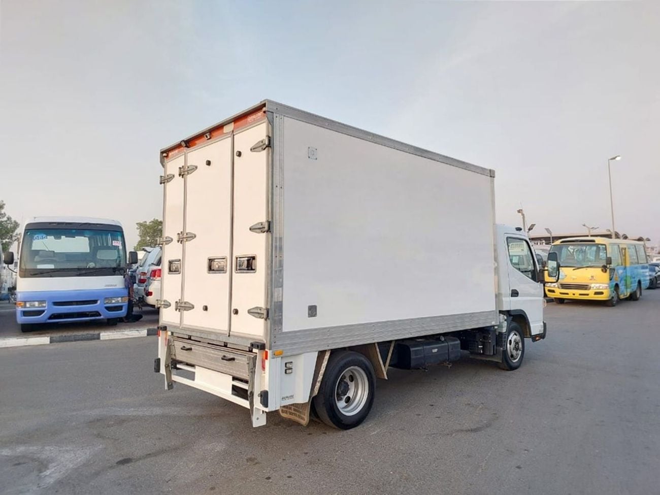 Mitsubishi Fuso Canter MITSUBISHI CANTER FREEZER TRUCK RHD 2018 MODEL 3.0 L DIESEL AUTOMATIC(PM32241)