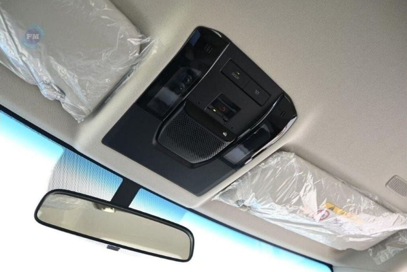 تويوتا برادو TXR 2.4L Petrol