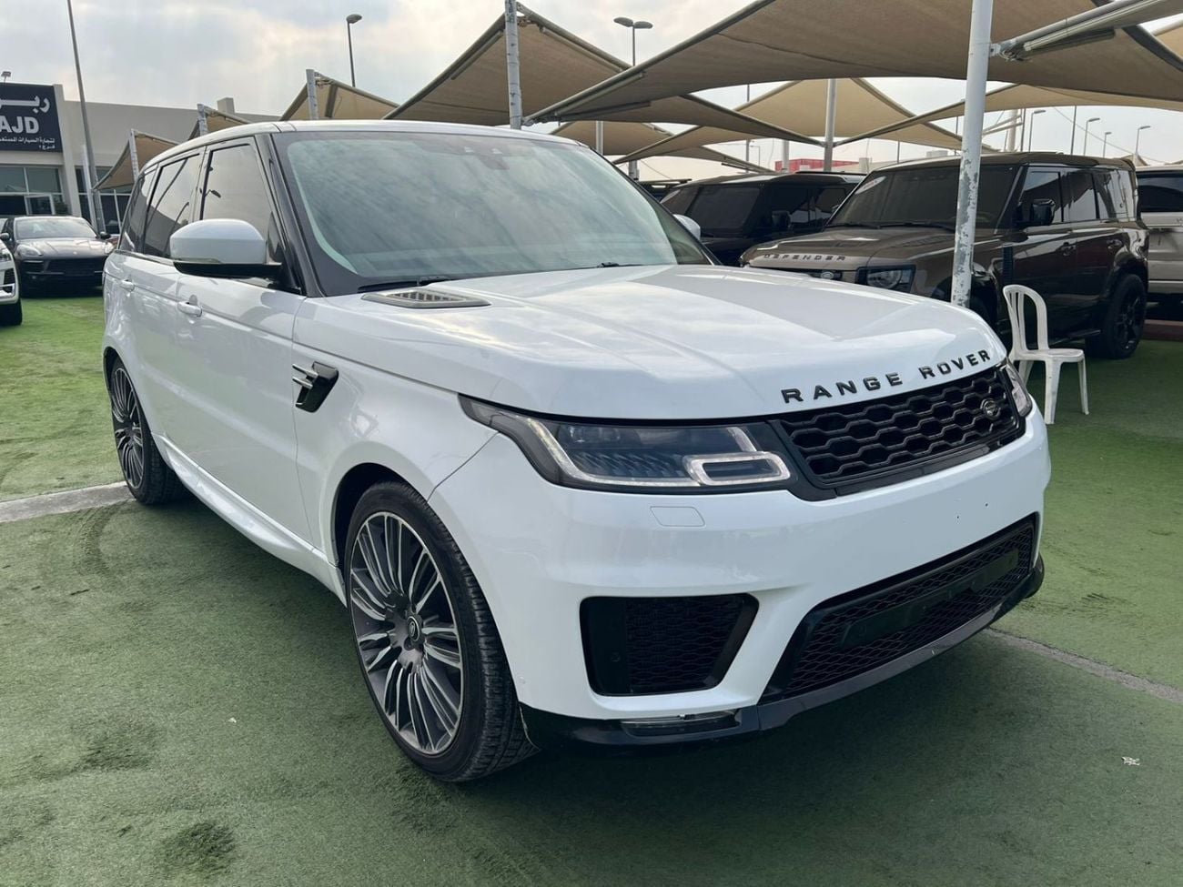 Land Rover Range Rover Sport HSE DYNAMIC HSE 3.0L (335 HP) RANGE ROVER 2018 SPORT SUPER CHARGED 3.0L (335 HP)/V6