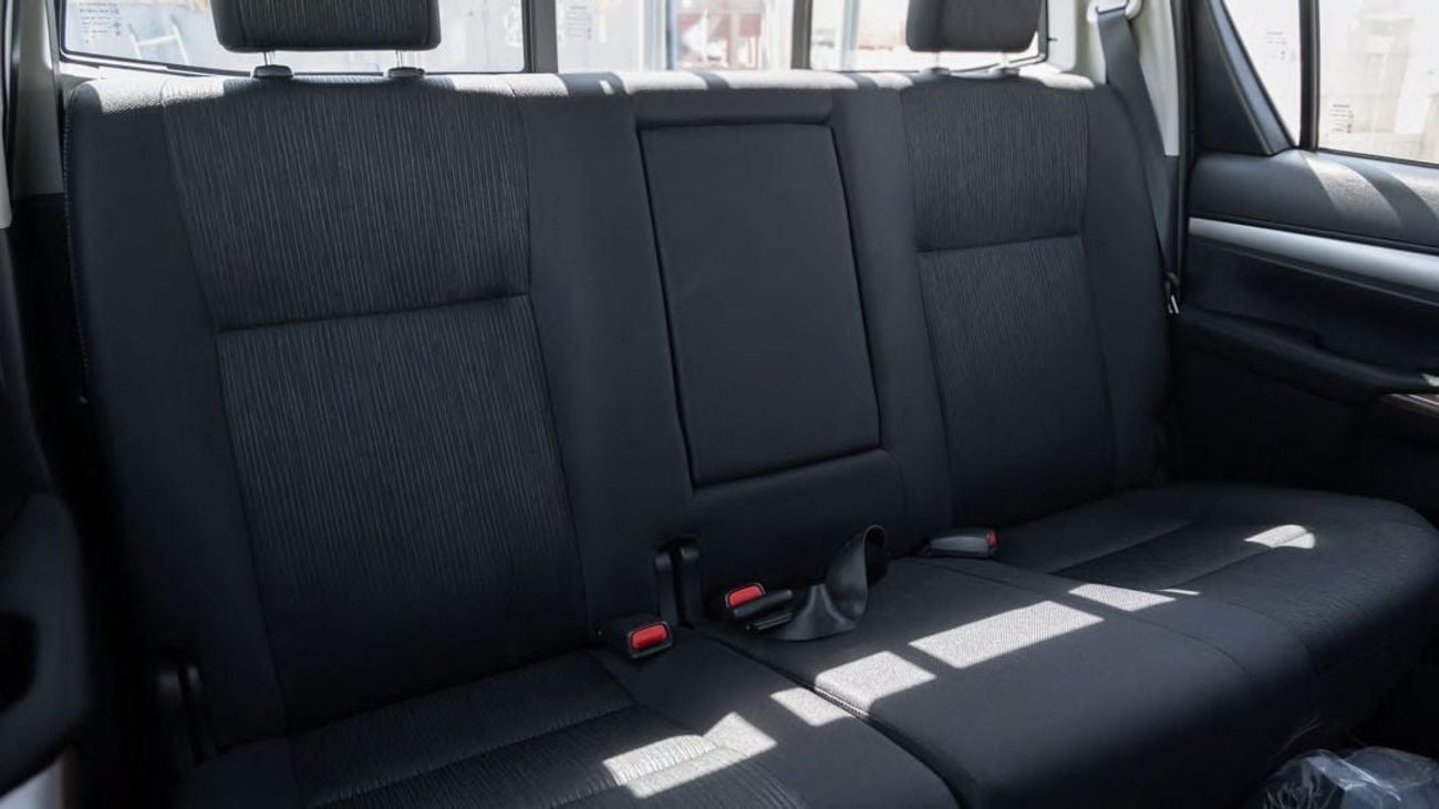 Toyota Hilux SR 2.7L