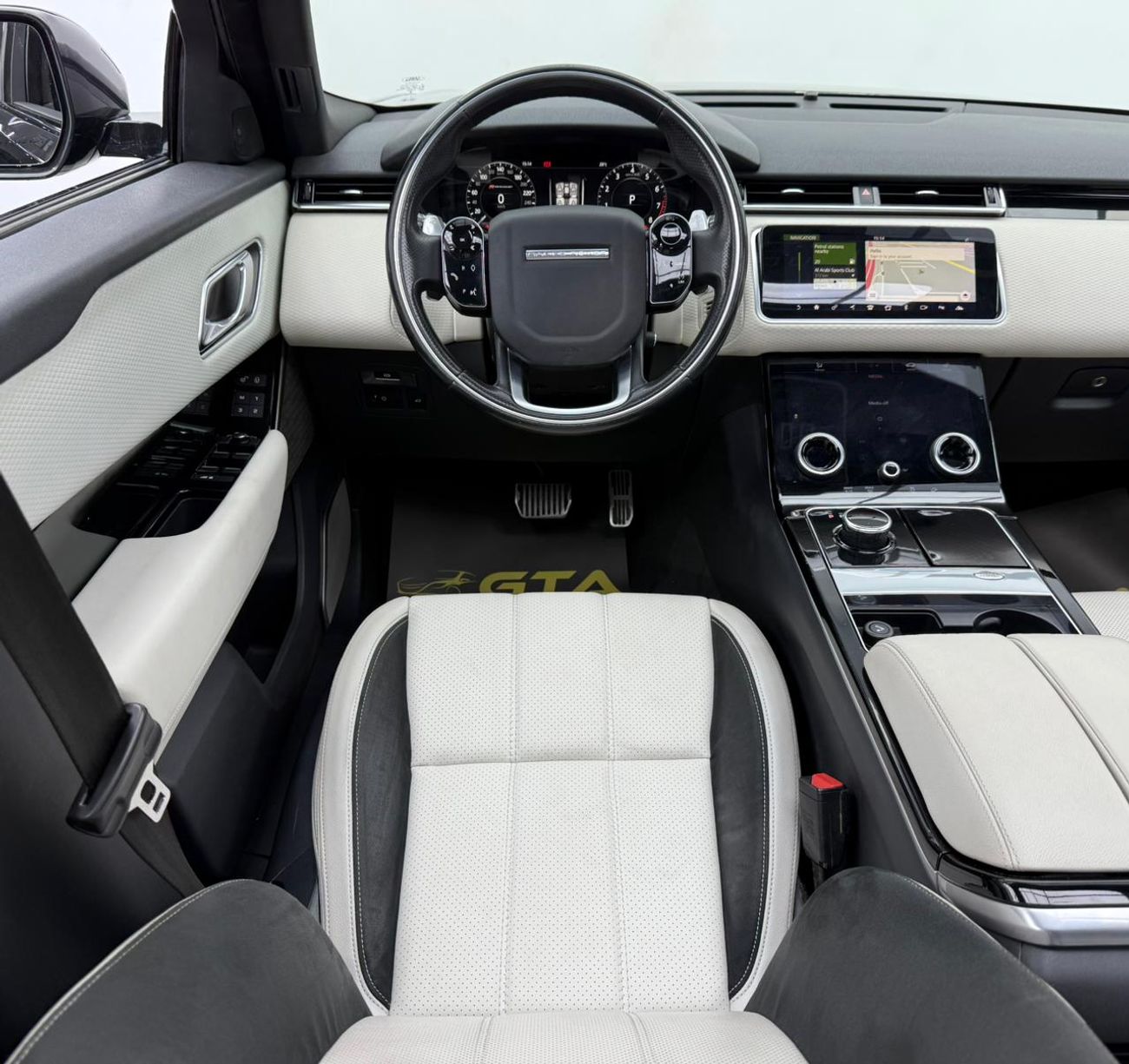 Land Rover Range Rover Velar P380 R-Dynamic 3.0L 2018 Range Rover Velar P380 R-Dynamic, Warranty, Fully Loaded, Excellent Conditi