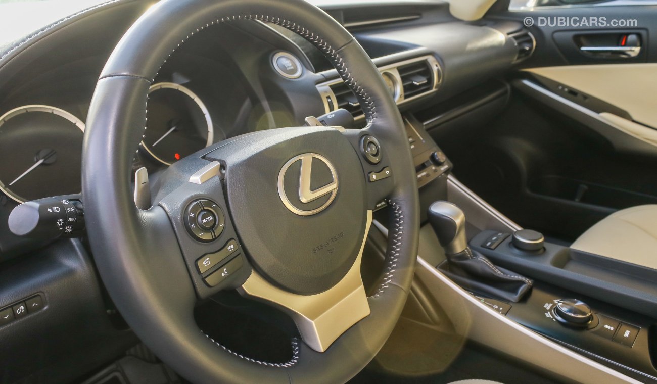 Lexus IS250