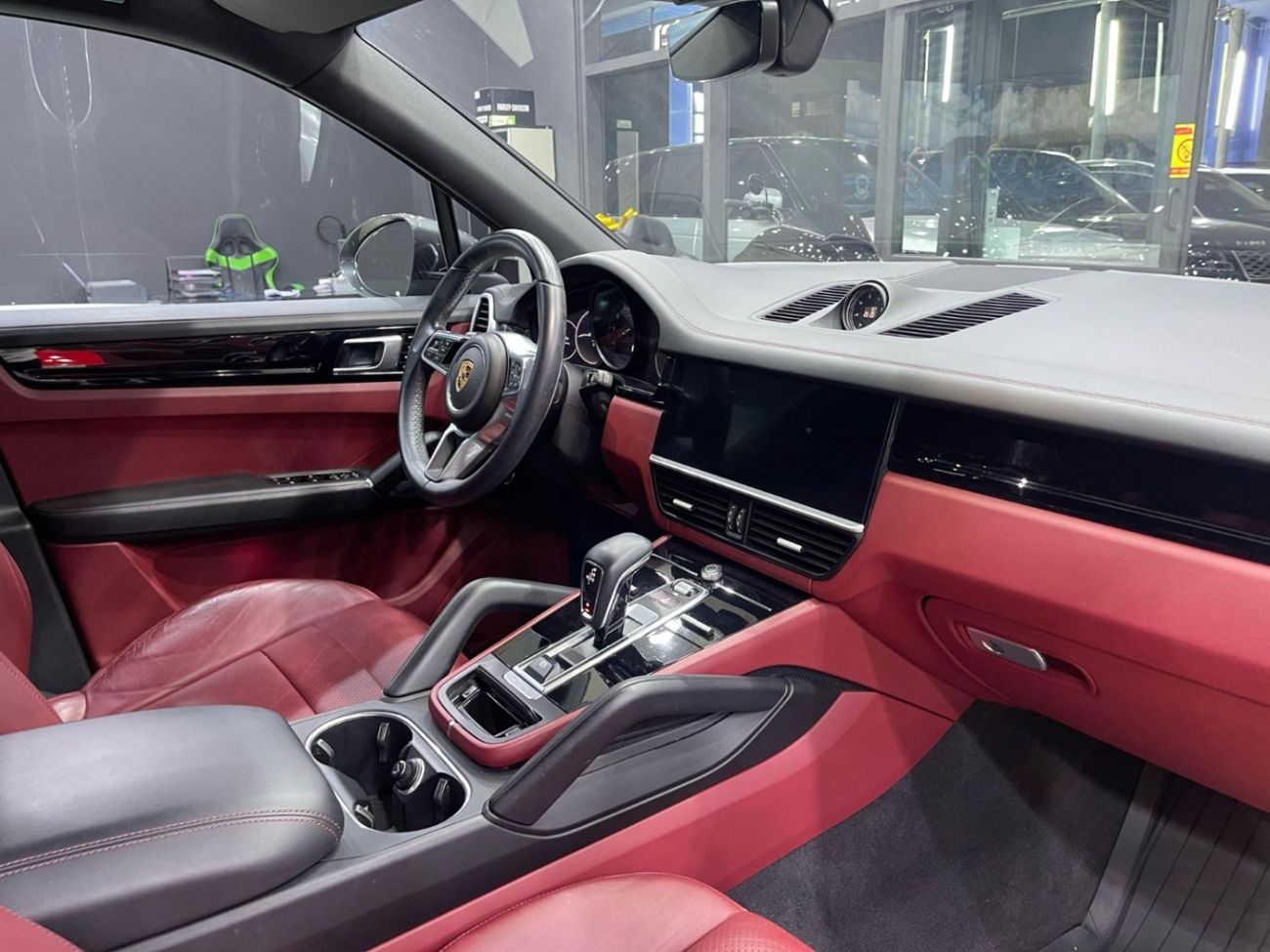 Porsche Cayenne Base Coupe