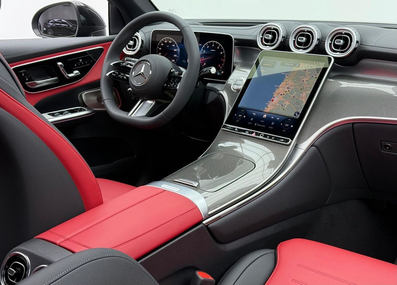 مرسيدس بنز GLC 200 4Matic *Brand New* 2025 Mercedes Benz GLC 200 4Matic Premium+, 2030 Mercedes Warranty + Service Pack