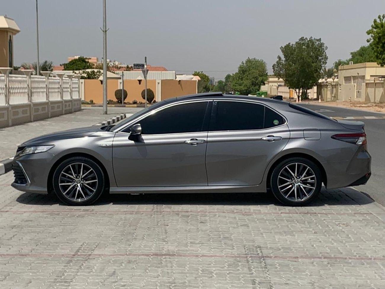 تويوتا كامري Toyota Camry SE+ 2022 - 3.5L,V6  Full Option,Panoramic, GCC Specs