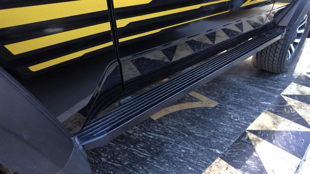 Toyota Land Cruiser TOYOTA LAND CRUISER HARD-TOP (70 SERIES) A/T 4.0L - 2024