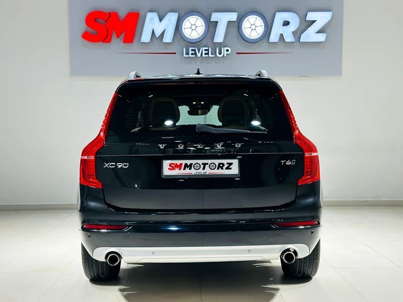 فولفو XC 90 2.0T B6 MHEV Inscription AWD (7-seater)