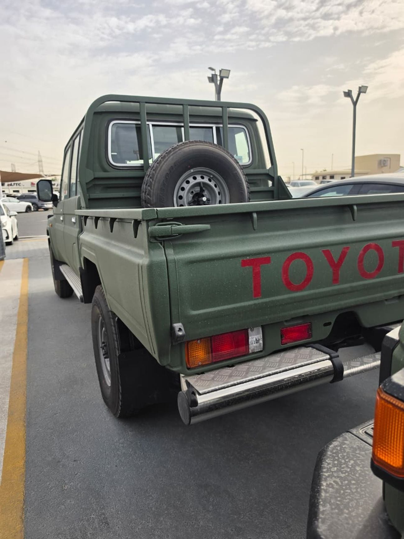 تويوتا لاند كروزر بيك آب 2023 toyota Hard Top 4.2L Petrol 3 doors Diesel Manual