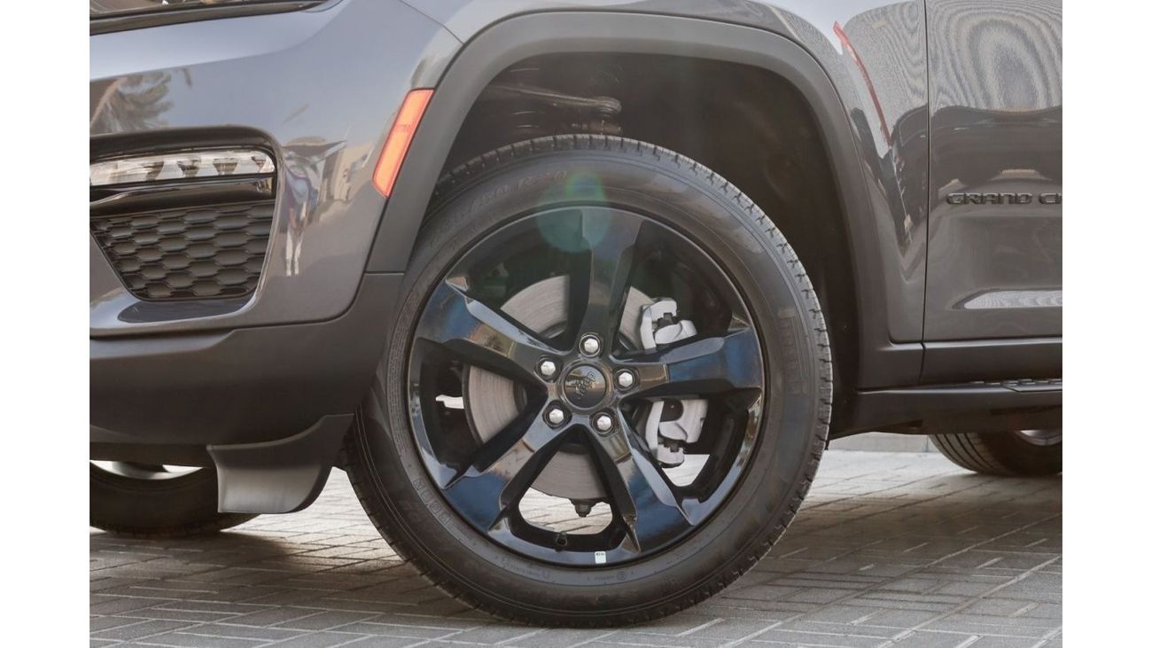 جيب جراند شيروكي Jeep Grand Cherokee Altitude 2024 GCC (BRAND NEW) under Agency Warranty with Flexible Down-Payment/