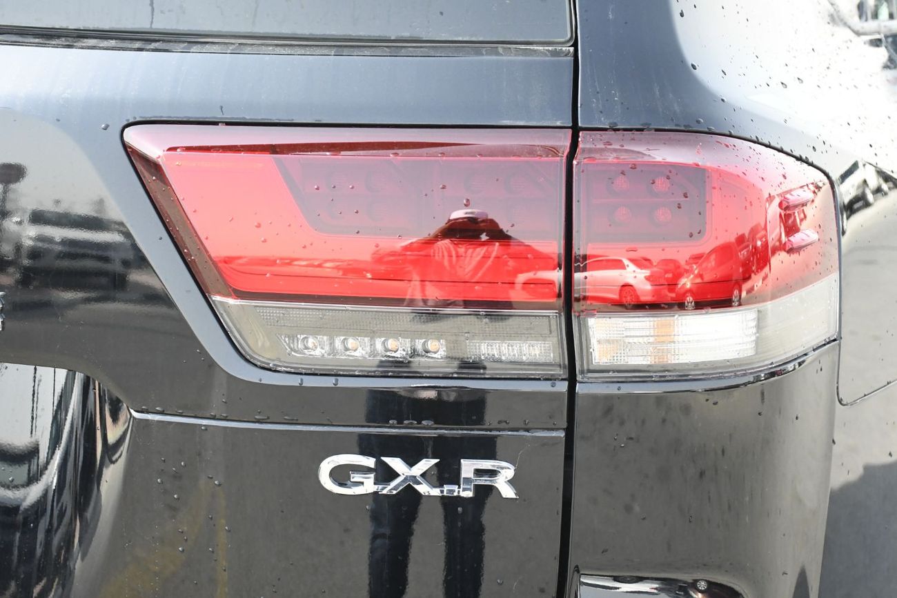 Toyota Land Cruiser 3.5L Twin Turbo Basic Option ( Ready Stock)