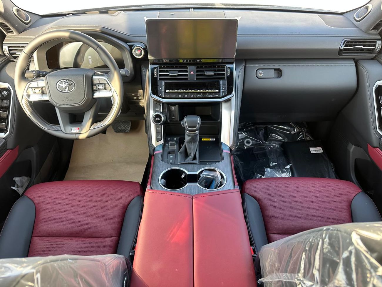 Toyota Land Cruiser GR 3.5L, LEATHER SEAT, RADAR, MONITORS, FULL OPTION - MODEL 2025