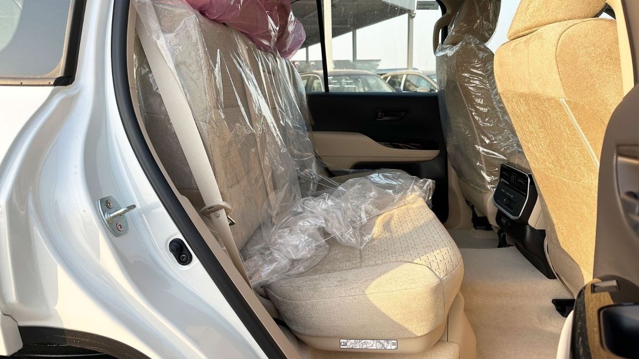 Toyota Land Cruiser GXR2 3.3L Toyota LC300 3.3L GX-R Turbo Diesel AT