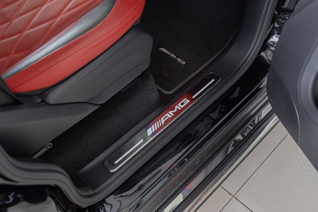 Mercedes-Benz G 63 AMG Mercedes-Benz G 63 | Fully Loaded|Night package | Fully Cardbon Fiber | Gargash Auto Warranty | 2020