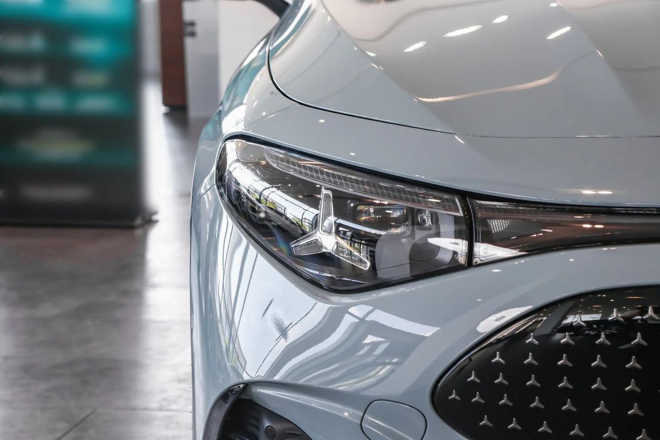 مرسيدس بنز سي إل إيه إي في 300 إل Extended Range Intelligent Driving Edition