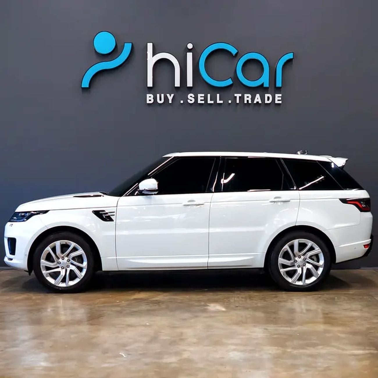 Land Rover Range Rover Sport HSE 2,098 pm• 0% Downpayment • HSE • 1 Year Warranty