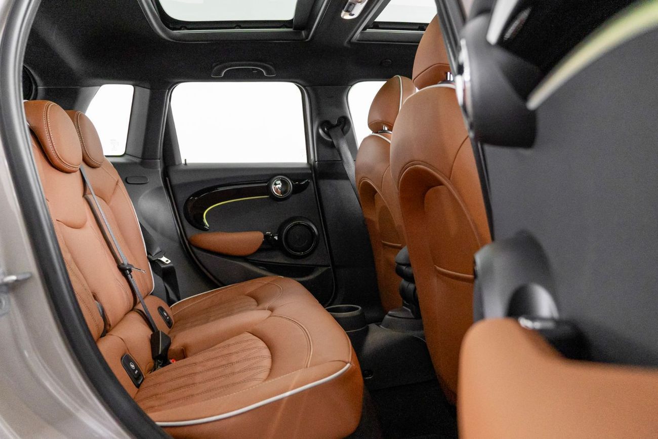 Mini Cooper S 2022 Mini Cooper S JCW Kit / Full Service History