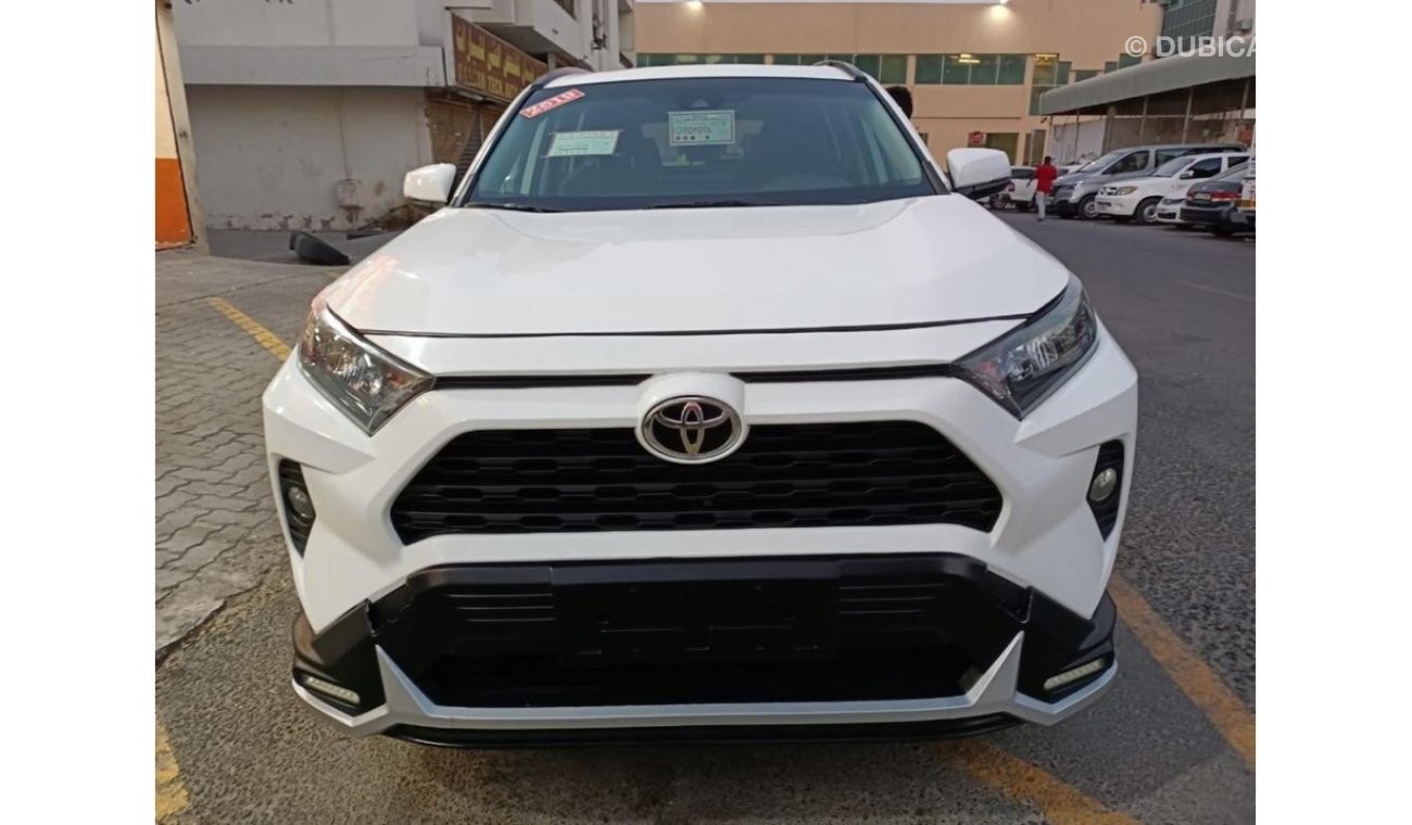 Toyota RAV4 2019 Full Option XLE With Sunroof