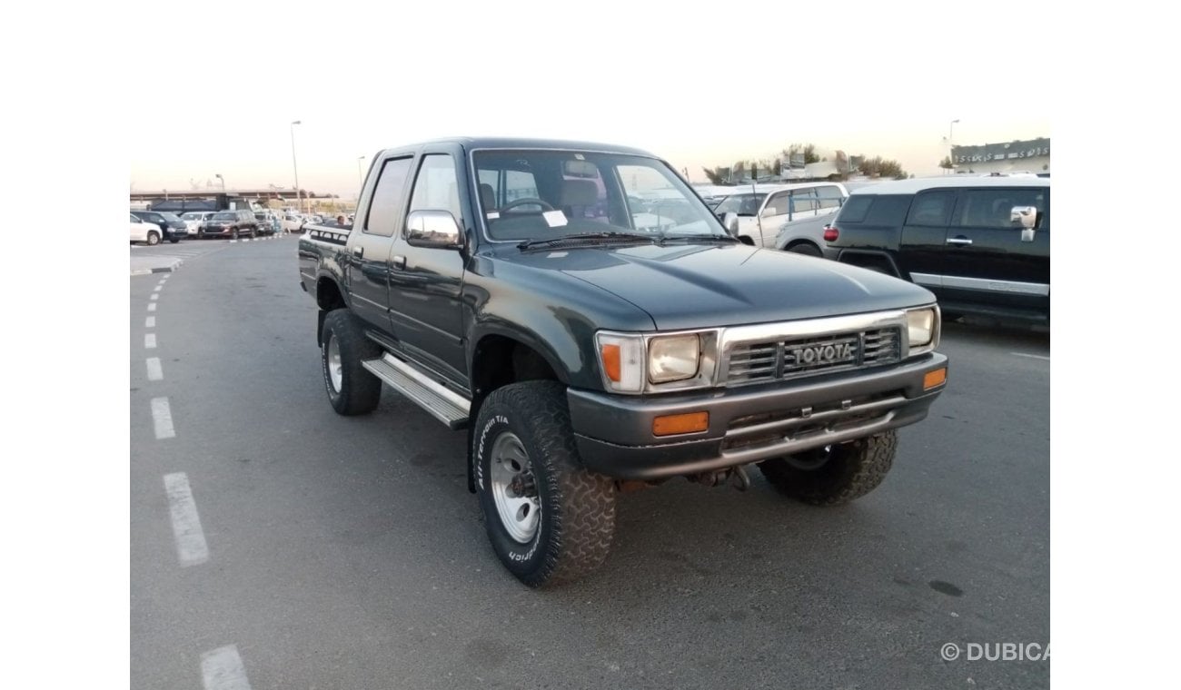تويوتا هيلوكس TOYOTA HILUX PICK UP RIGHT HAND DRIVE (PM972)
