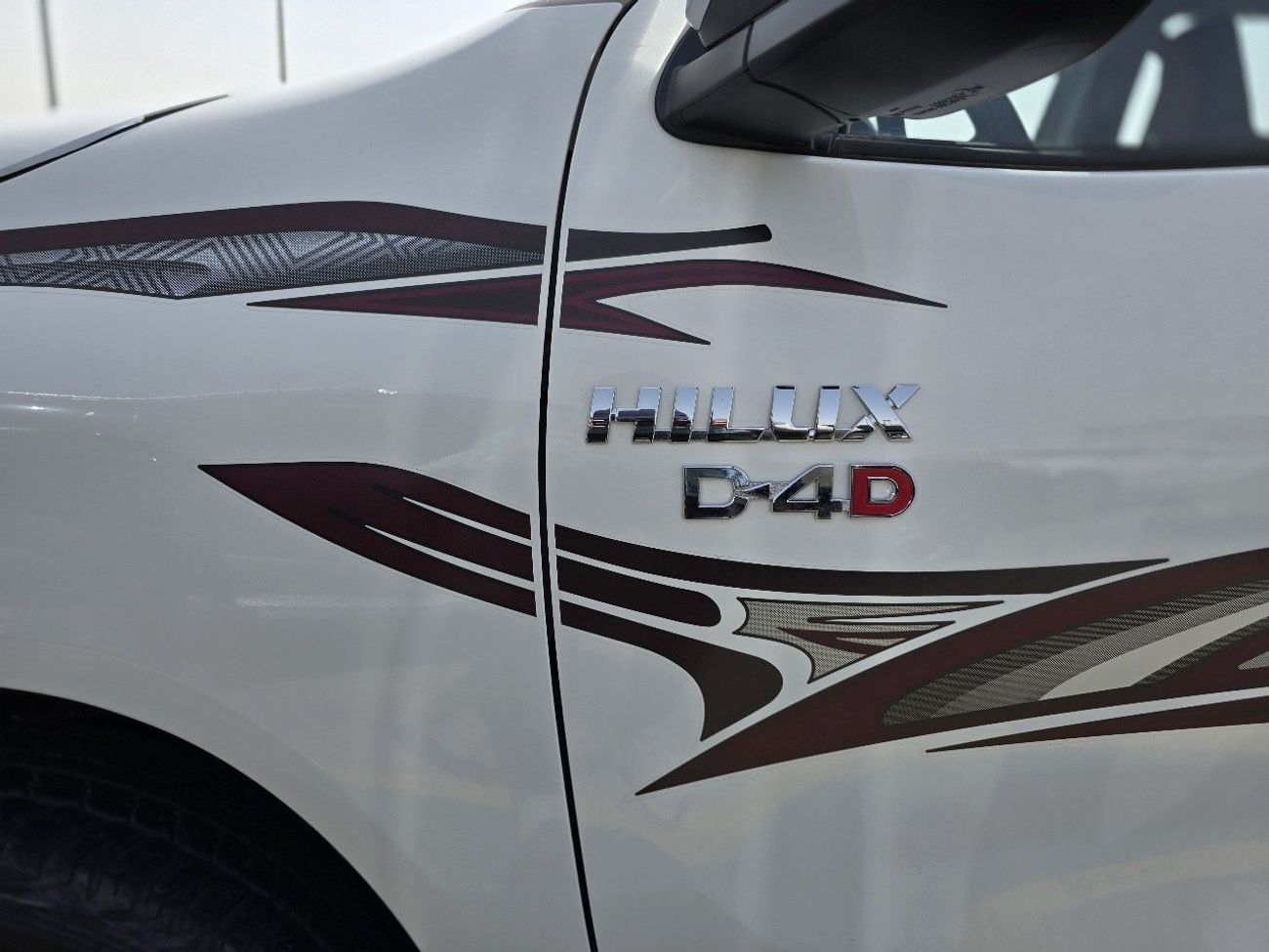 تويوتا هيلوكس GL 2.4L Double Cab Utility