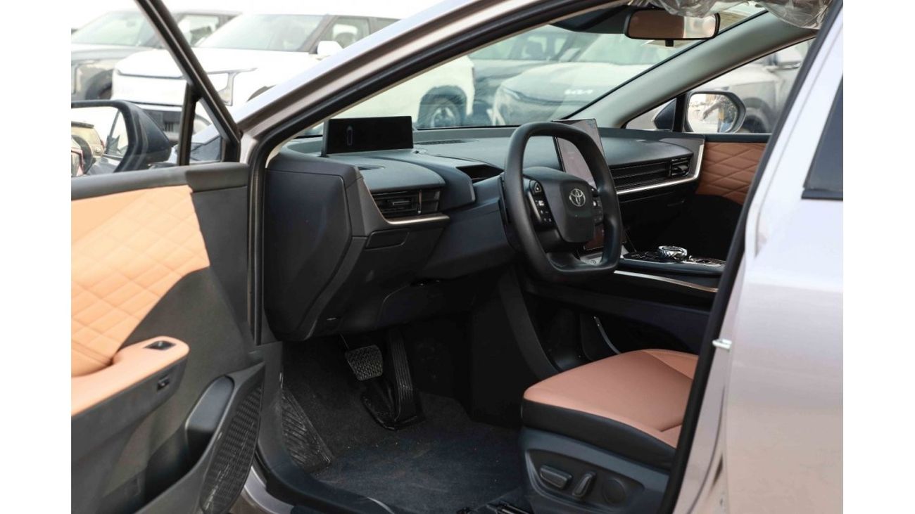 تويوتا bZ3 2024 Toyota bZ3 Elite Pro 517 - Silver inside Brown | Export Only