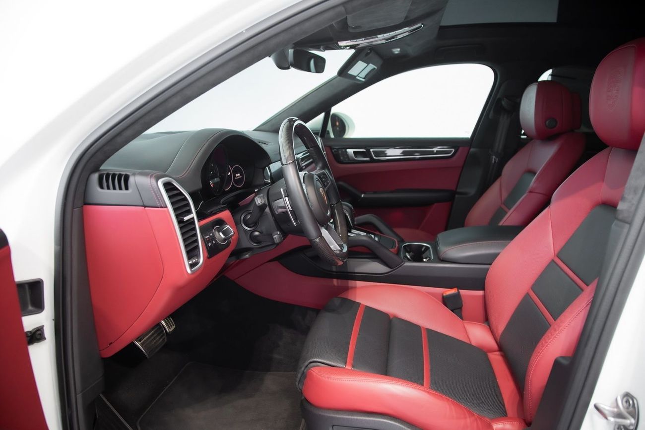 بورش كايان CARBON TRIM INTERIOR