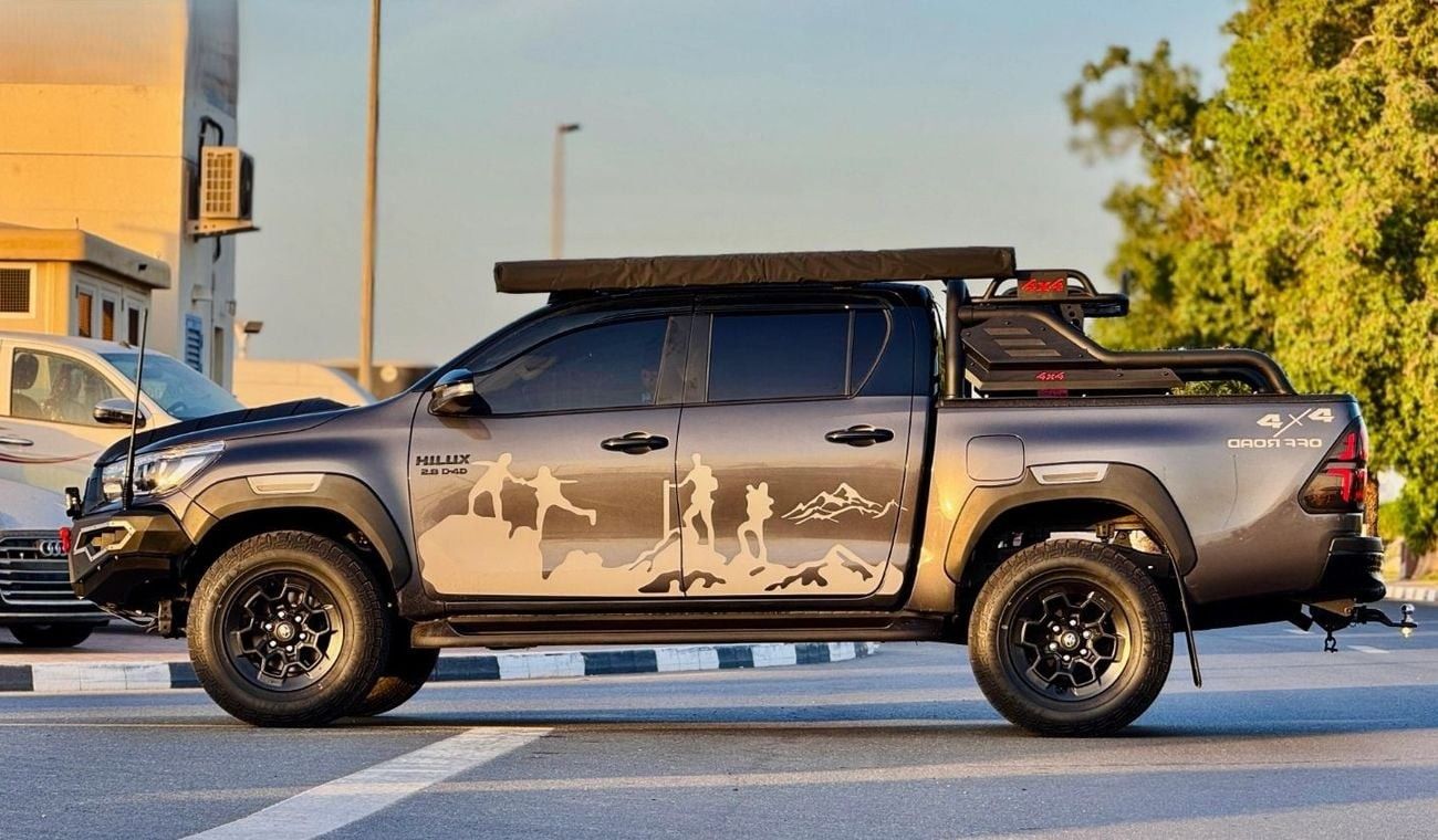 تويوتا هيلوكس OFF ROAD MODIFIED PICKUP | RHD | 2016 | 2.8L DIESEL ENGINE | AT | AWNING SIDE ROOF CAMPING TENT