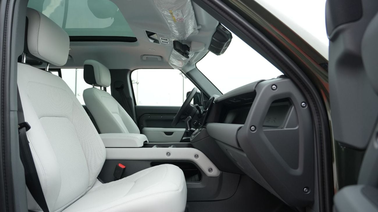 Land Rover Defender P400 X-Dynamic HSE Woolstone Green 2026MY Export Only