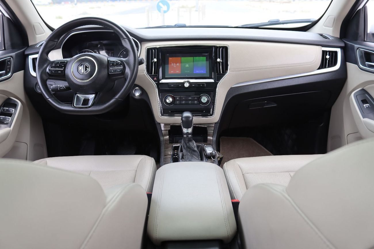 أم جي RX5 سيارة MG RX5 موديل 2020 خليجى بدون حوادث وبحاله ممتازه ممشى 82000 كيلو متر وبمحرك 2000 سي ىسى وسعر 3