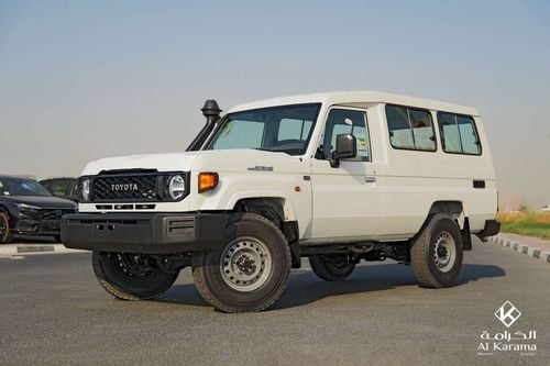 تويوتا لاند كروزر 70 4.0L V6 | 4x4 Manual Drive | 40th Anniversary Edition | GCC Specs | 3 Door | LC78