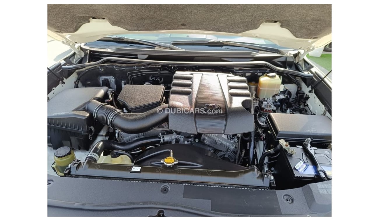 Toyota Land Cruiser GXR The car is very good, in perfect condition, looks clean from the inside and outside without any