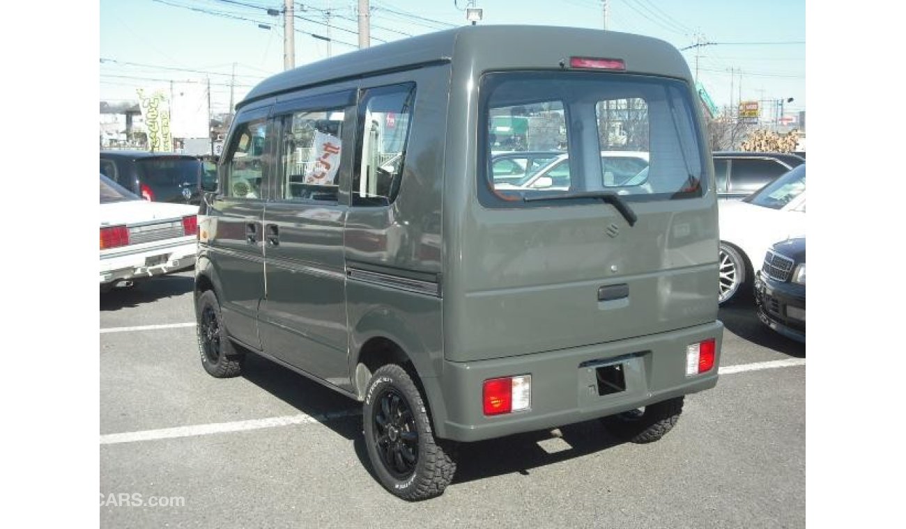 سوزوكي إفيري DA64V