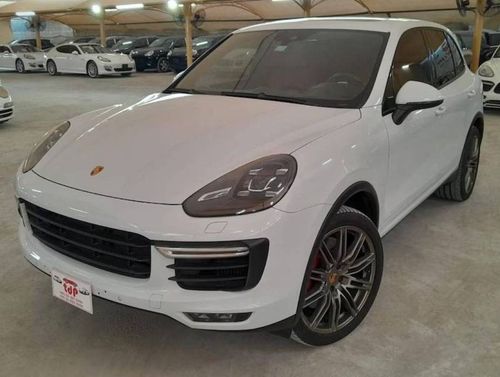 بورش كايان Turbo 4.8L (520 HP) PORSCHE CAYENNE TURBO 4.8L 2015 SPORTS CHRONO PACKAGE WITH PANORAMIC ROOF AND VE