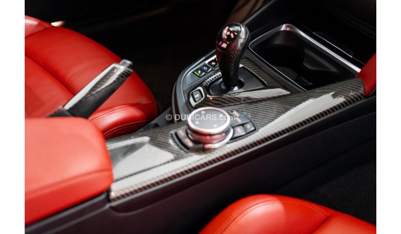 BMW M4 Std 2016 BMW M4 Coupe / Akrapovic Exhaust / Full-Service history