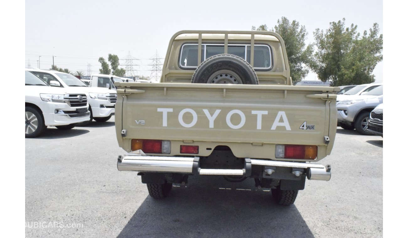 Toyota Land Cruiser Pick Up 4.2 L DOUBLE CABIN PETROL MANUAL TRANSMISSION ONLY FOR EXPORT