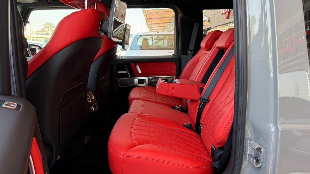 Mercedes-Benz G 63 AMG Mercedes-Benz AMG G63 4.0L 4x4 V8 Biturbo Night Package | 2025 | 0KM | GCC