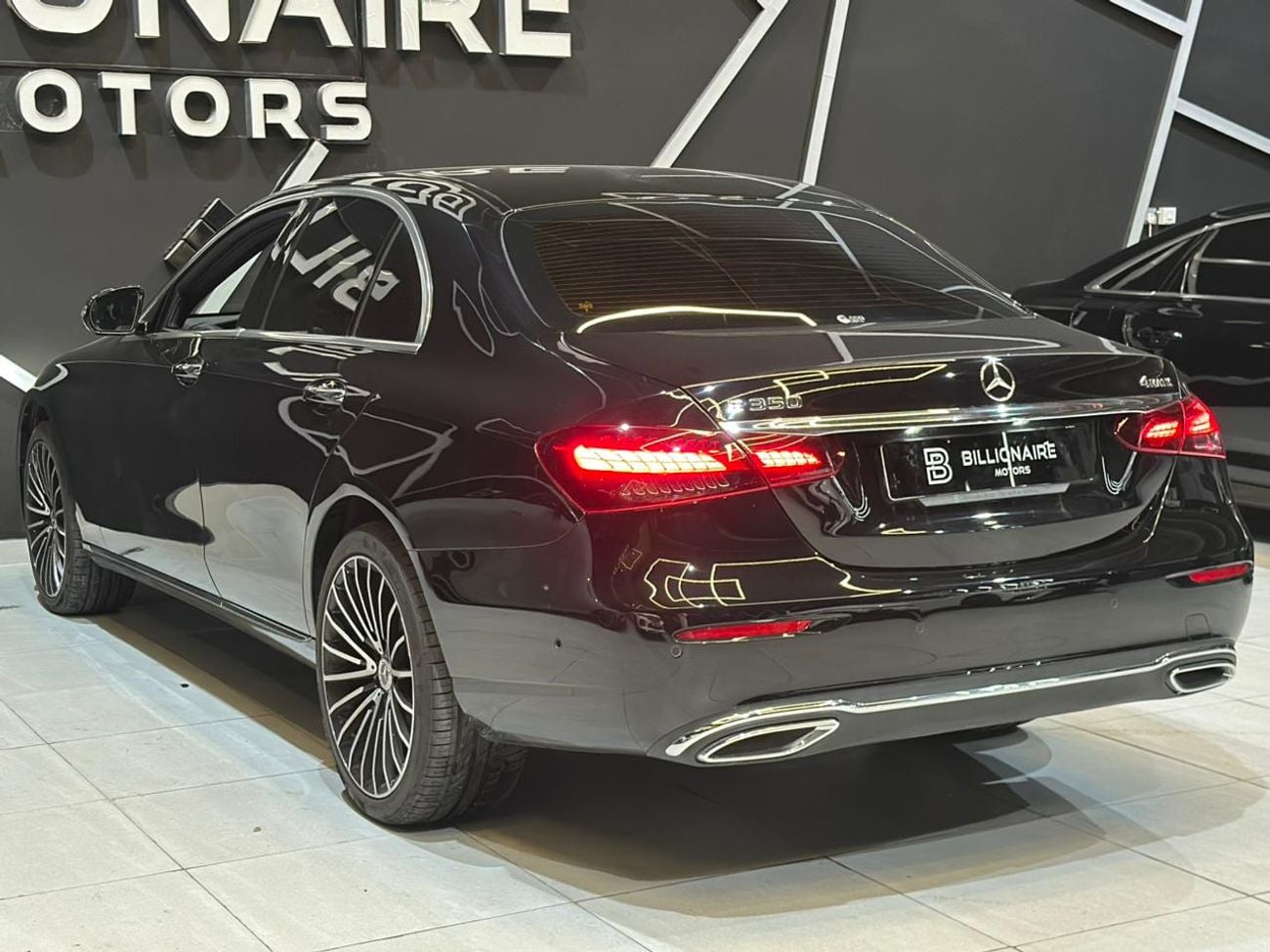 Mercedes-Benz E 350 MERCEDES-BENZ E350 | 2023 | PREMIUM + | KOREAN SPACE