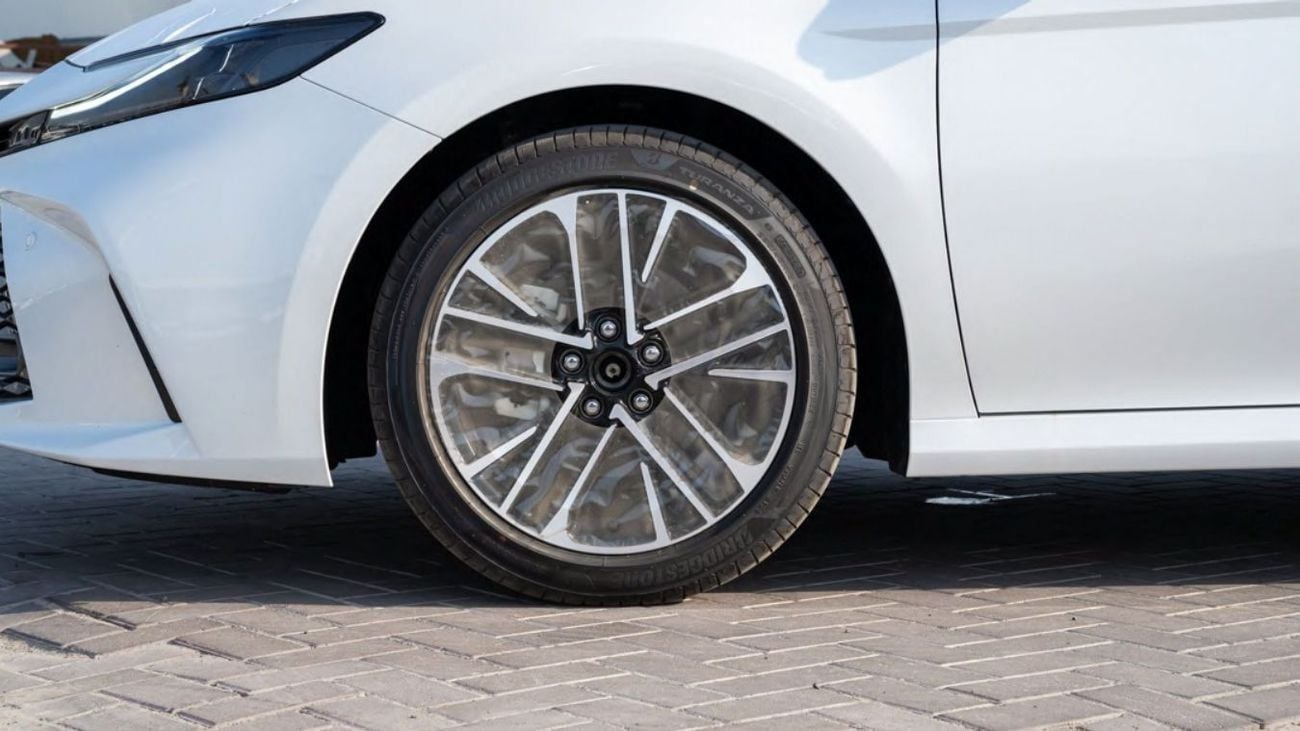 تويوتا كامري GLE HEV TOYOTA CAMRY 2.5 GLE -2025YM