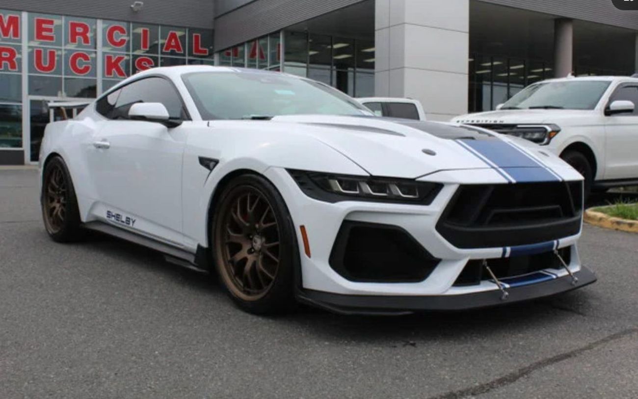 Ford Mustang Shelby Super Snake
